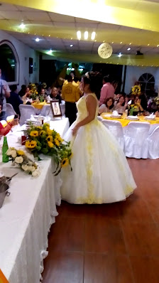 Jardín De Eventos "la Carreta"